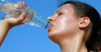 أعراض وعلاج ضربة الشمس.. مرض ينتج عنه تشنجات في الجسد