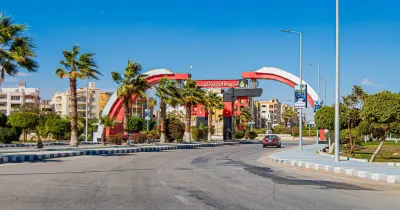 بالمزاد.. طرح حضانة وملعب رياضي في أسيوط الجديدة