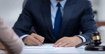 التحقيق مع أطراف فيديو الإسماعيلية.. بعد توثيق زوجة لخيانة زوجها لها