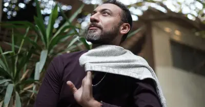 أبطال مسلسل خارج عن السيطرة.. مجموعة من النجوم على رأسهم عابد عنان