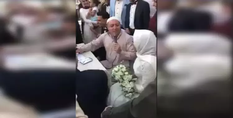  «المأذون الفرفوش» يوضح موقفه من «فكاهة عقد القران» بعد غضب نقابة المأذونين 