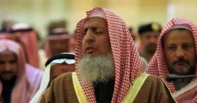 متى فقد الشيخ عبد العزيز آل الشيخ بصره؟.. القصة كاملة