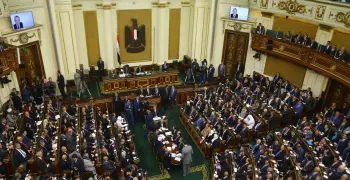 لأول مرة.. النواب يمنح النيابة حق حبس المتهم احتياطيا بعدم حضور محاميه
