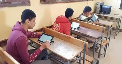 نشأت الديهي: «الأطفال عندنا بيتعلموا زي أمريكا بالضبط.. أنا مذهول من التقدم اللي احنا فيه» (فيديو)