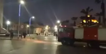 شاهد اندلاع حريق في كنترول كلية الحقوق جامعة القاهرة.. 3 سيارات إسعاف لإخماد النيران