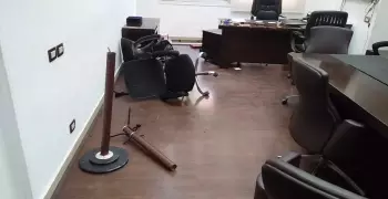 لحظة اقتحام السبكي لموقع صدى البلد.. ونقابة الصحفيين: لن يمر الأمر بسهولة (فيديو)