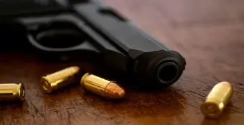أطلق النار على نفسه.. عاطل ينهي حياته بالخطأ خلال مشاجرة ببولاق الدكرور