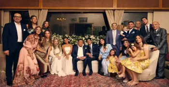 صورة عادل إمام في فرح حفيده.. عودة الزعيم للأضواء