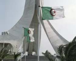 موعد عطلة نوفمبر 2026 الجزائر للطلاب والموظفين