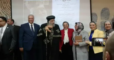 البابا تواضروس يلتقي زملاء دفعته بكلية الصيدلة جامعة الاسكندرية