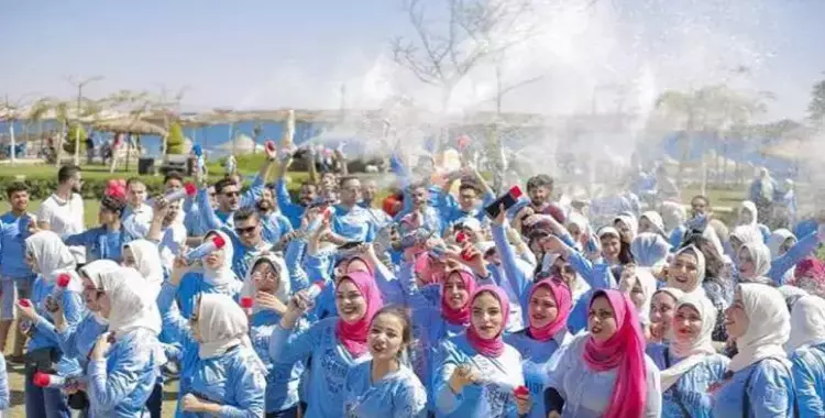  بالصور.. «فوتو داي» كلية التجارة جامعة الزقازيق 