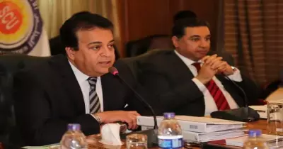 لجنة اختيار قيادات الجامعات.. بالأسماء