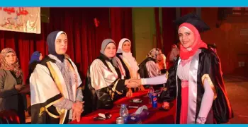 بترديد«قسم المهنة».. تخريج الدفعة 30 بكلية التمريض جامعة أسيوط (صور)