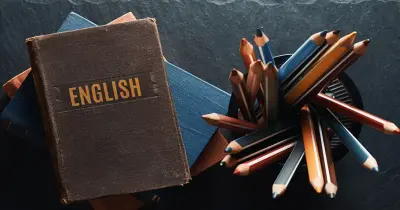 مراجعة إنجليزي للصف الثاني الإعدادي الترم الثاني 2025 شاملة المنهج