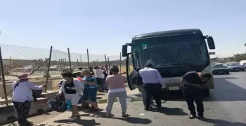 انفجار يستهدف حافلة سياحية أمام المتحف المصري الكبير في الجيزة