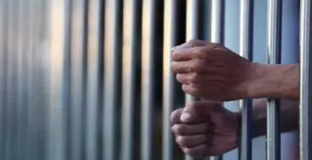 تخفيف حكم السجن لسائح كويتي في واقعة حادث كوبري أكتوبر.. متهم بالتعدي على القوة الأمنية