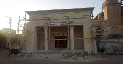 المسجد الفرعوني.. الأوقاف تعلن إزالة النقوش الفرعونية واستبدالها بالقرآن (صور)