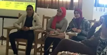 مناظرة علمية بين طلاب قسمي الحيوان والچيولوچيا بكلية علوم السويس