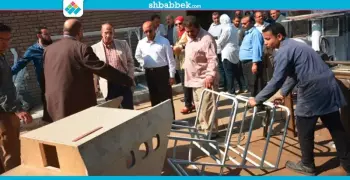 بينهم جهاز لـ«تفصيص الرمان».. رئيس جامعة أسيوط يتفقد ورش وحدة التكنولوجيا