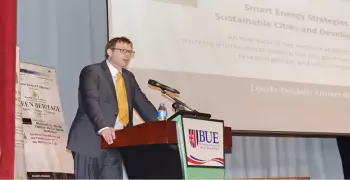 استمرار فعاليات مؤتمر التراث الأخضر بالجامعة البريطانية
