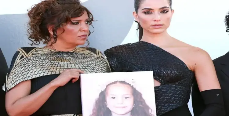  أبكى البندقية.. فيلم صوت هند رجب يقتنص جائزة الأسد الفضي من مهرجان فينيسيا 