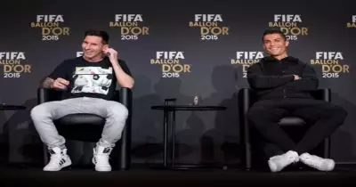 أبرزها ميسي.. أسباب توّجت رونالدو بلقب الأفضل في العالم