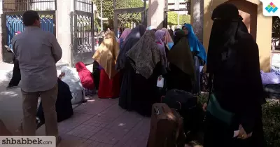 كيف يتفادى الطلاب استغلال «السماسرة»؟