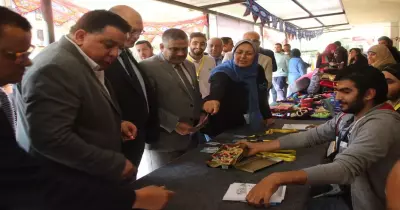 يضم 3 آلاف قطعة.. كلية تجارة عين شمس تنظم «سوق خيري»