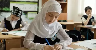 الأزهر يطالب النمسا بالتأني قبل منع الحجاب في المدارس الابتدائية