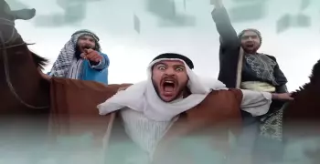 فيديو مهرجان أخواتي في نسخة الشعر الجاهلي «خلاني»