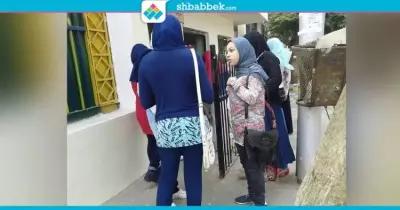 صور| منع دخول الطلاب الجدد لجامعة بني سويف