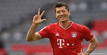 هل سيعيد ميسي إلى ليفاندوفسكي جائزة الكرة الذهبية 2021 بعد تصريحاته الأخيرة؟