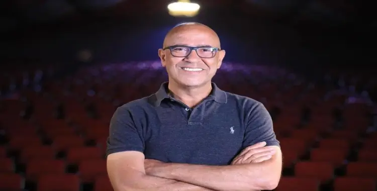  قصة مسلسل ولد وبنت وشايب عن الجرائم الإلكترونية 