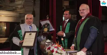صور| جامعة القاهرة تحتفل بعيد العلم وتكرم الحاصلين على جوائز الدولة