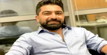 الحكم على فادى خفاجة في قضية سب الفنان مجدى كامل.. حبس وغرامة