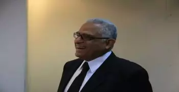 من هو زوج السفيرة مشيرة خطاب الذي توفي اليوم؟