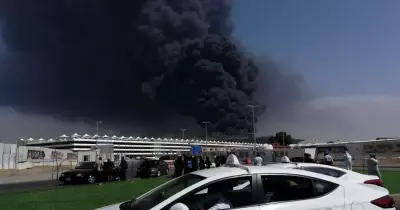 اندلاع حريق بمحطة قطار الحرمين في جدة (صور)