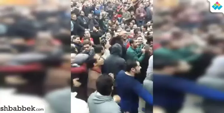  فيديو| احتفال طلاب «6 طب المنصورة» بآخر امتحان نظري 