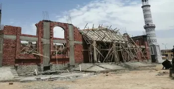 سقوط سقف مسجد تحت الإنشاء ببني سويف.. أسماء الضحايا