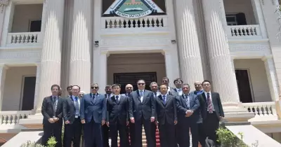 رئيس جامعة بنها يستقبل وفدا من جامعة ووهان للتكنولوجيا بالصين لبحث سبل التعاون (صور)