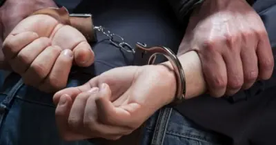 تسبب بإصابتها بكسور متفرقة واستئصال للكلى.. ضبط سائق ميني باص بتهمة دهس زوجتة في الجيزة