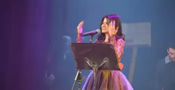 الفنانة ياسمين علي تحيي حفلا فنيا على مسرح جامعة القاهرة