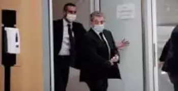 الحكم بحسب ساركوزي رئيس فرنسا الأسبق عاما مع النفاذ