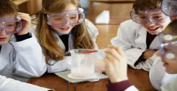 امتحانات كتاب الأضواء شهر نوفمبر science للصف الخامس الابتدائي 2026 بالإجابات