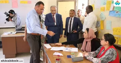 رئيس جامعة النهضة يدلي بصوته في الاستفتاء على التعديلات الدستورية (صور)