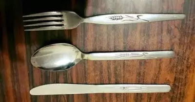 سعر المعلقة السنبلة القديمة الحقيقي.. غالية ولكن ليست بـ 150 ألف