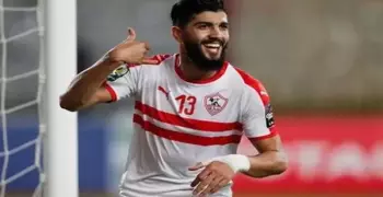 هل يخطط الأهلي للتعاقد مع فرجاني ساسي؟ وما حقيقة خلافه مع المدير الفني للزماك؟