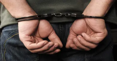 هارب من 38 حكما.. توقيف رجل أعمال مصري بتهمة النصب على فنان شهير