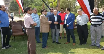 رئيس جامعة أسيوط يراجع التجهيزات النهائية لمراسم تحية العلم