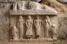مصر تكتشف سوقا لبيع وتهريب الآثار في بلد عربي